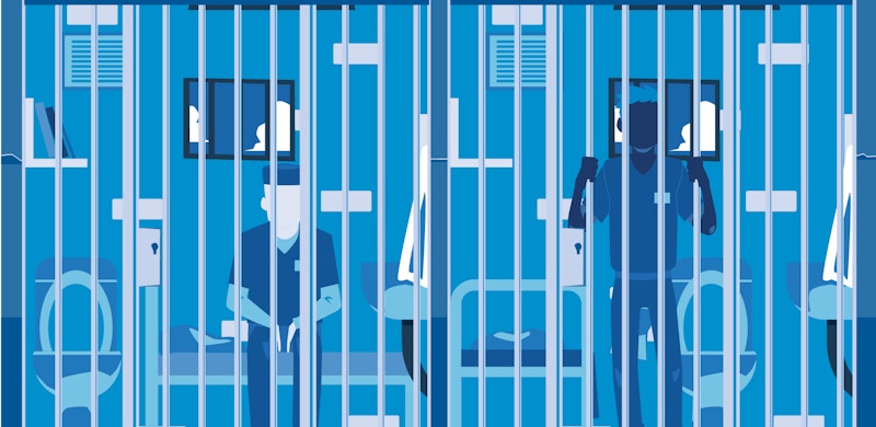 To innsatte i hver sin fengselscelle. Alt i blåtoner. Illustrasjon.